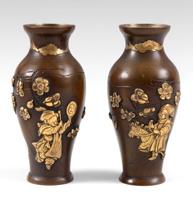 Lot 126 - A PAIR OF MEIJI PERIOD JAPANESE PATINATED...