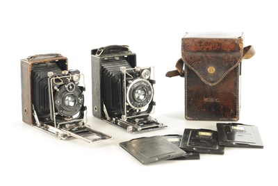 Lot 599 - TWO COMPACT ZEISS IKON COMPUR CAMERAS