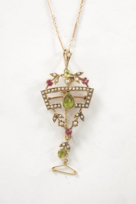 Lot 259 - A LATE 19TH CENTURY 9 CT GOLD SUFFRAGETTE PENDANT NECKLACE