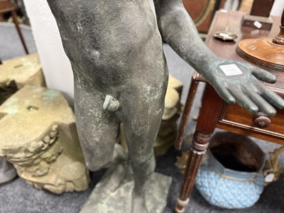 Lot 725 - A LARGE GREEN PATINATED FIGURAL BRONZE DEPICTING MARATHON BOY