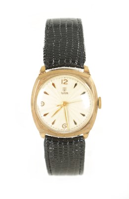 Lot 297 - A GENTLEMAN’S 1950’S 9CT GOLD CUSHION CASED ROLEX TUDOR WRISTWATCH