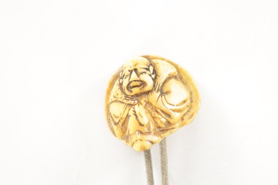 Lot 105 - A MEIJI PERIOD JAPANESE LACQUERED INRO WITH AMBER GLASS OJIME AND BONE NESUKE