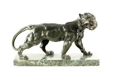 Lot 723 - A GOOD 19TH CENTURY GREEN PATINATED BRONZE SCULPTURE OF A LIONESS