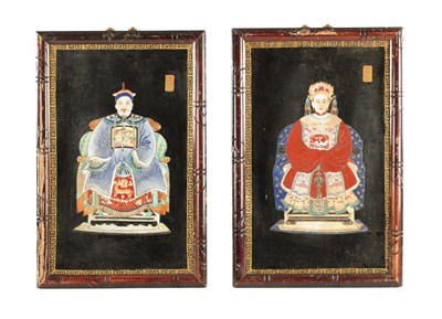 Lot 52 - A PAIR OF 19TH CENTURY CHINESE PORCELAIN PLAQUE PORTRAITS