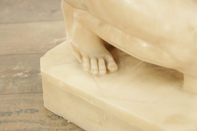 Lot 729 - A 19TH CENTURY NUDE ALABASTER SCULPTURE OF THE CROUCHING VENUS