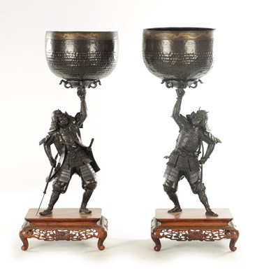 Lot 211 - A PAIR OF JAPANESE MEIJI PERIOD BRONZE SAMURAI WARRIOR GONGS