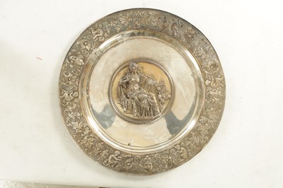 Lot 430 - A LARGE 19TH CENTURY SILVER PLATE NEOCLASSICAL STYLE HANGING PLAQUE