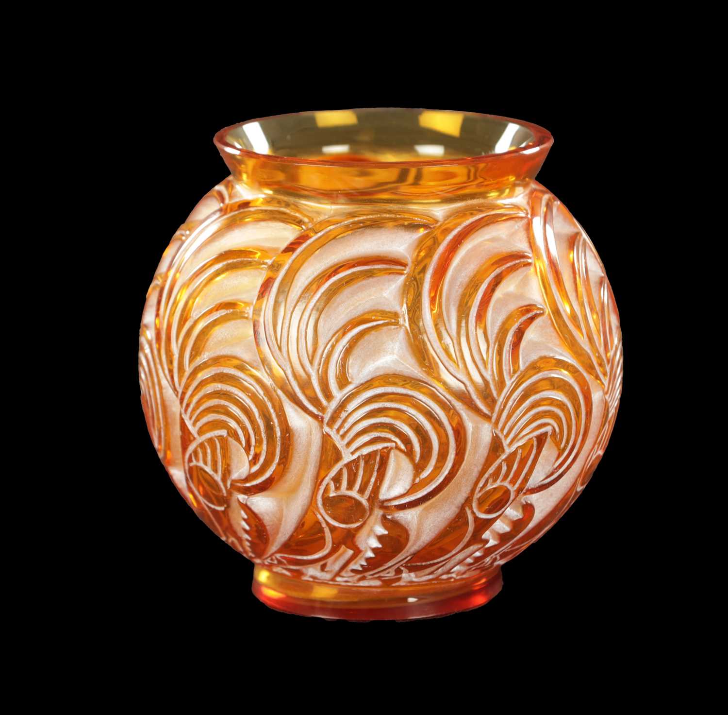 Lot 15 - A RENE LALIQUE AMBER GLASS 'BRESSE' VASE