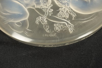 Lot 11 - A RENE LALIQUE 'QUATRE SIRENS' OPALESCENT INKWELL