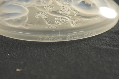 Lot 11 - A RENE LALIQUE 'QUATRE SIRENS' OPALESCENT INKWELL