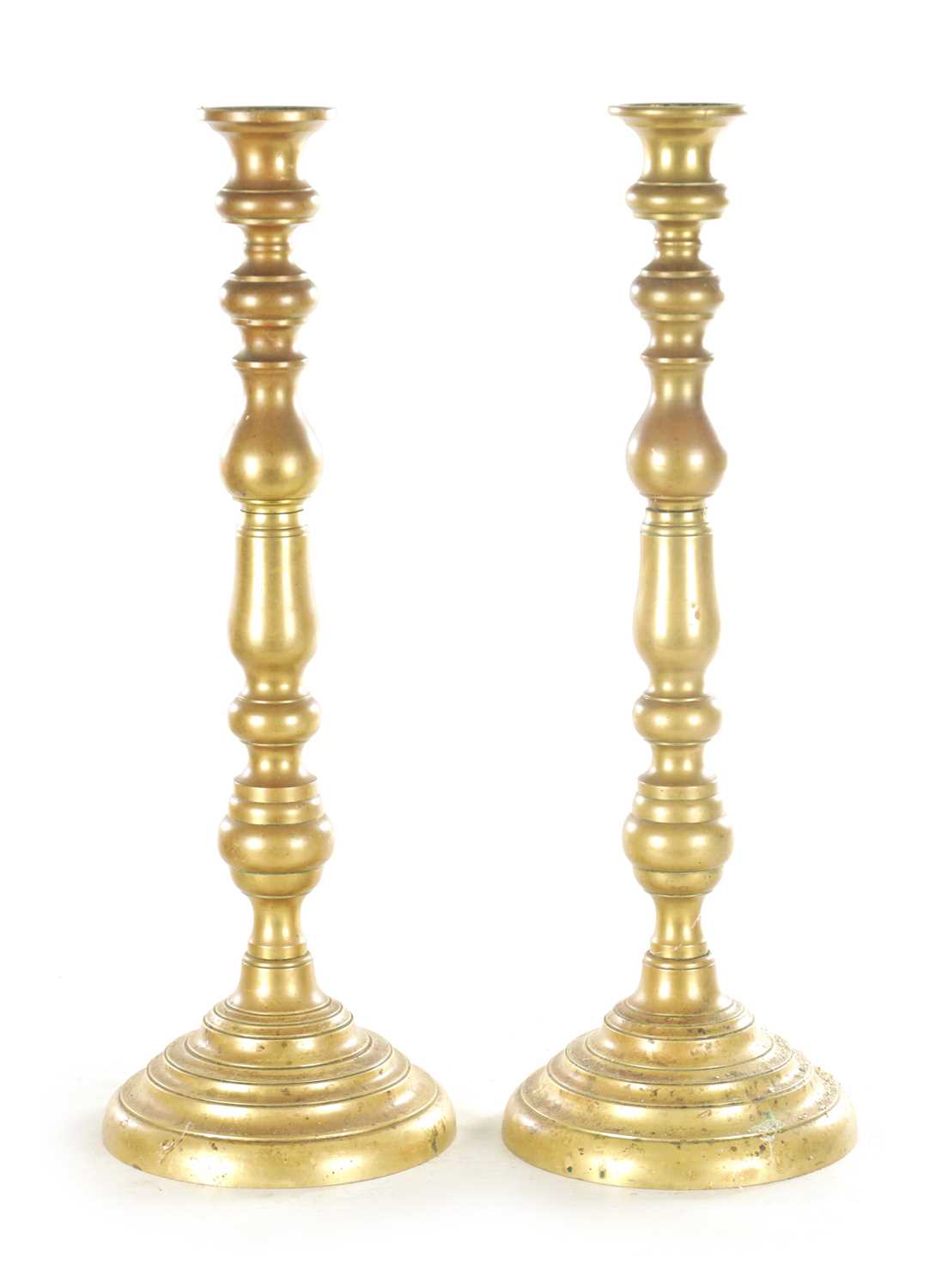 Lot 880 - A LARGE PAIR OF 20TH CENTURY BRASS TABLE LAMPS / CANDLESTICKS