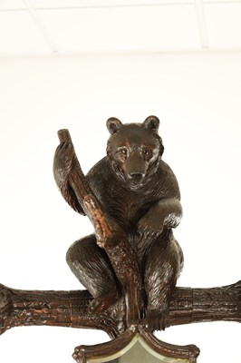 Lot 1157 - A GOOD 19TH CENTURY BLACK FOREST CARVED LINDEN WOOD BEAR HALL STAND