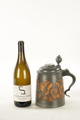 Lot 653 - A 19TH CENTURY SWEDISH COMMEMORATIVE OAK AND PEWTER TANKARD