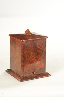 Lot 821 - AN EARLY 20TH CENTURY AMBOYNA CIGAR DISPENSER