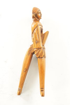 Lot 1152 - AN 18TH CENTURY CONTINENTAL CARVED BOXWOOD NUTCRACKER