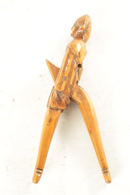 Lot 1152 - AN 18TH CENTURY CONTINENTAL CARVED BOXWOOD NUTCRACKER