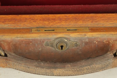 Lot 511 - A FINE QUALITY EARLY 20TH CENTURY PURDY & SONS OAK AND LEATHER GUN CASE