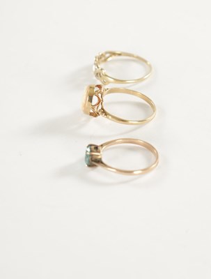 Lot 290 - A COLLECTION OF THREE 9CT GOLD RINGS