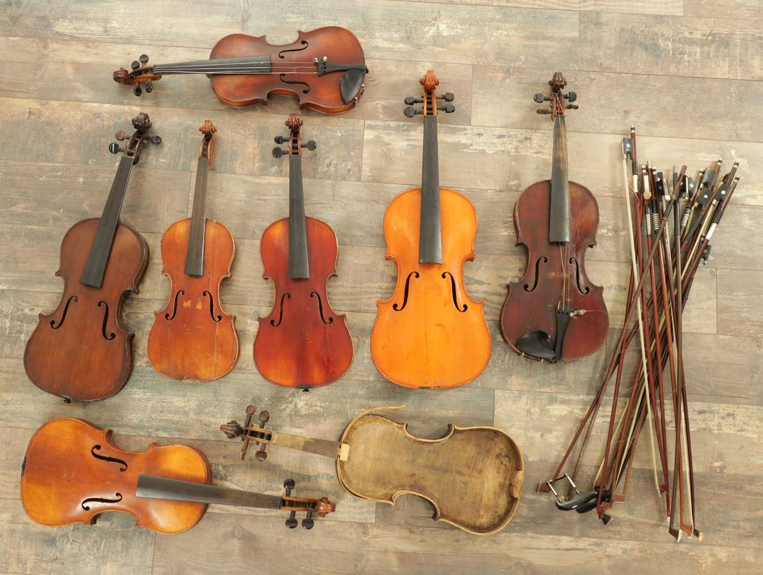 Lot 614 - A COLLECTION LOT OF VIOLINS AND BOWS