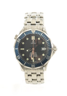 Lot 357 - A GENTLEMAN'S STEEL OMEGA SEAMASTER PROFESSIONAL DIVER'S WRISTWATCH