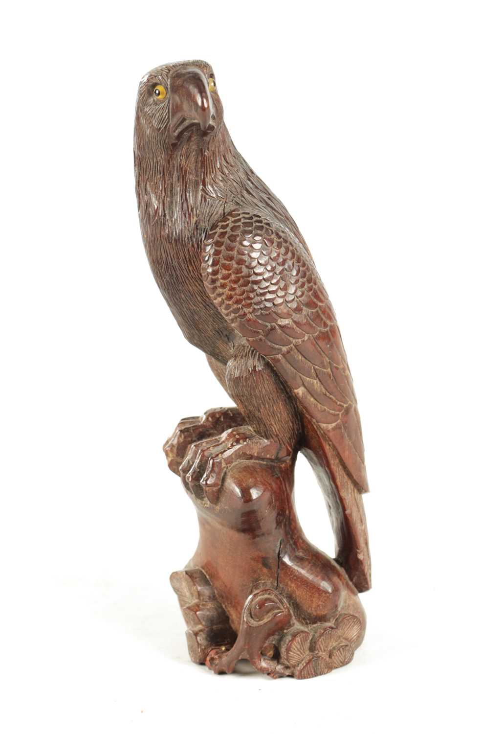 897 - A LATE 19TH CENTURY CARVED SCULPTURE OF AN EAGLE