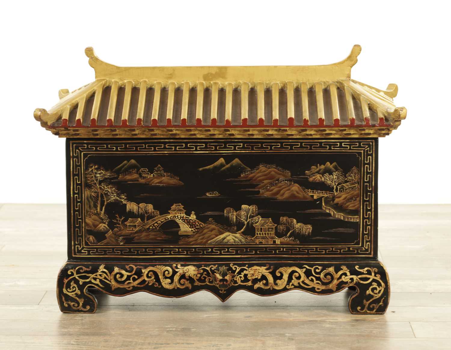 Lot 131 - A LATE 19TH CENTURY CHINESE LACQUERED CHINOISERIE CASKET