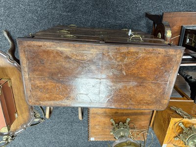 Lot 1415 - AN EARLY 18TH CENTURY FIGURED WALNUT AND HERRING BANDED BACHELORS CHEST