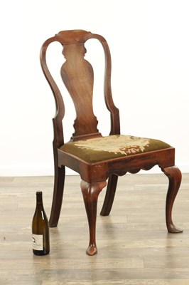 Lot 1381 - A GOOD GEORGE II WALNUT SIDE CHAIR