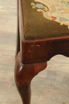 Lot 1381 - A GOOD GEORGE II WALNUT SIDE CHAIR