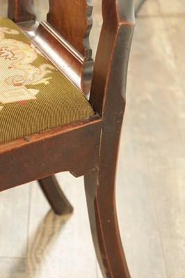 Lot 1381 - A GOOD GEORGE II WALNUT SIDE CHAIR