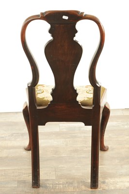 Lot 1381 - A GOOD GEORGE II WALNUT SIDE CHAIR