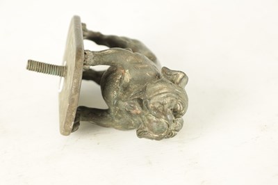 Lot 580 - A GOOD QUALITY BRONZE BULLDOG CAR MASCOT BY FINNIGANS, LONDON