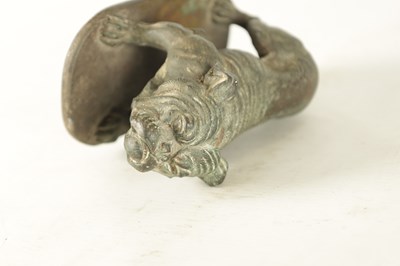 Lot 580 - A GOOD QUALITY BRONZE BULLDOG CAR MASCOT BY FINNIGANS, LONDON