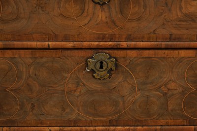 Lot 1306 - A FINE WILLIAM AND MARY OYSTERED LABURNUM INLAID CHEST OF DRAWERS