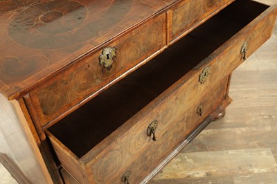 Lot 1306 - A FINE WILLIAM AND MARY OYSTERED LABURNUM INLAID CHEST OF DRAWERS