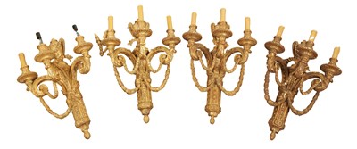 Lot 696 - A SET OF FOUR CARVED GILTWOOD ADAM STYLE HANGING WALL LIGHTS