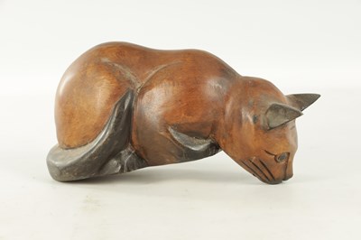Lot 931 - A 19TH CENTURY CARVED SCULPTURE OF A CAT