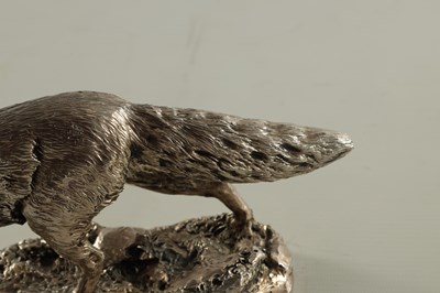 Lot 419 - A 20TH CENTURY FILLED SILVER SCULPTURE OF A FOX