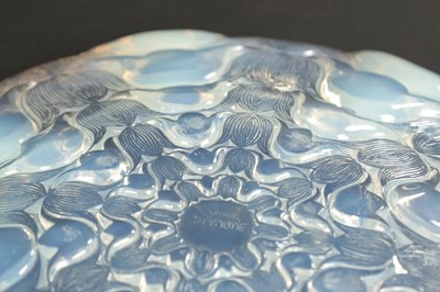 Lot 31 - A RENE LALIQUE OPALESCENT 'CAMPANULES' PLATE