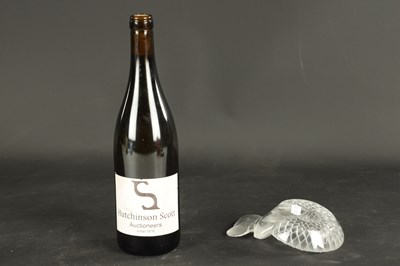 Lot 32 - A RENE LALIQUE 'PAPILLONS ET DAHLIA' CLEAR GLASS PIN TRAY