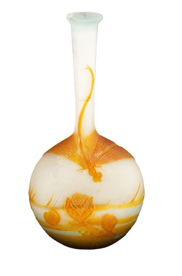 Lot 19 - A GALLE PALE BLUE AND ORANGE CAMEO GLASS AQUATIC DRAGONFLY BANJO VASE