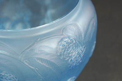 Lot 34 - A RENE LALIQUE BLUE STAINED 'NEFLIERS' VASE