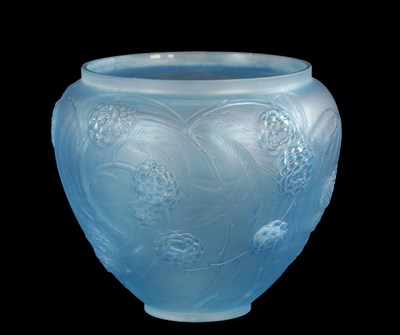 Lot 34 - A RENE LALIQUE BLUE STAINED 'NEFLIERS' VASE