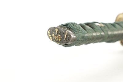 Lot 286 - A GOOD QUALITY JAPANESE WAKIZASHI SWORD AND KODZUKA