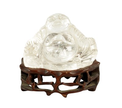 Lot 203 - AN EARLY 20TH CENTURY CHINESE CARVED ROCK CRYSTAL SCULPTURE