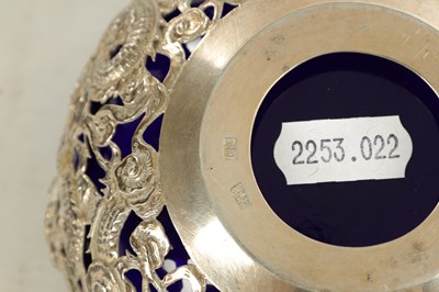 Lot 195 - A 19TH CENTURY CHINESE SILVER MOUNTED BLUE SMALL GLASS BOWL