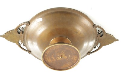 Lot 774 - A MID TO LATE 19TH CENTURY FRENCH BRONZE TAZZA