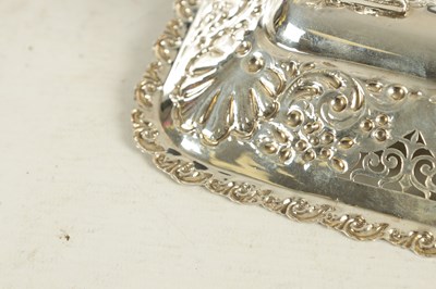 Lot 473 - AN EDWARD VII SILVER FRUIT DISH