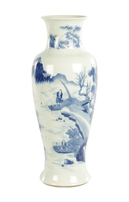 Lot 281 - A 19TH CENTURY CHINESE BLUE AND WHITE VASE OF 17TH CENTURY KANGXI DESIGN