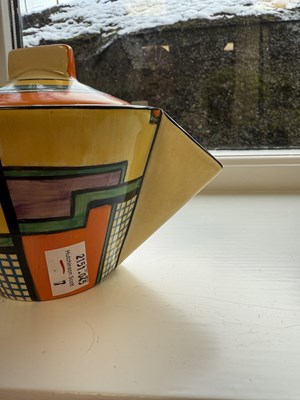 Lot 84 - AN EARLY 20TH CENTURY CLARICE CLIFF PART TEA SERVICE
